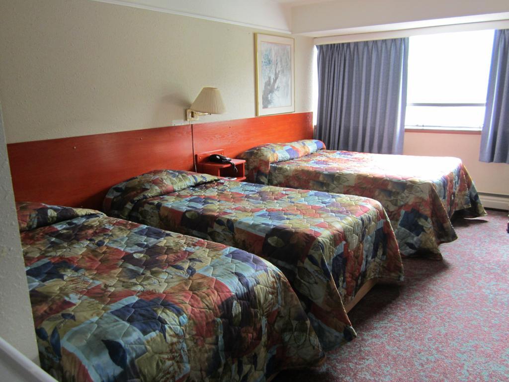 Moby Dick Inn Prince Rupert Εξωτερικό φωτογραφία