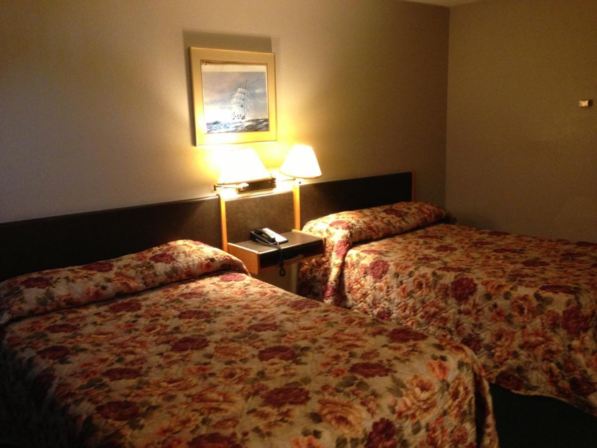 Moby Dick Inn Prince Rupert Εξωτερικό φωτογραφία